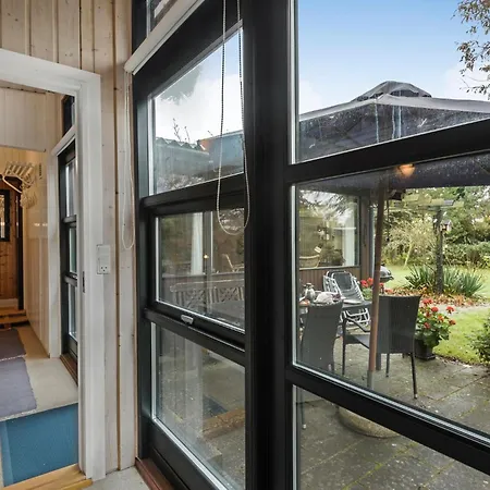 Casa de Férias 3 Bedroom Awesome In Stevns