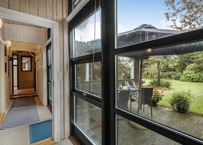 Casa de Férias 3 Bedroom Awesome In Stevns