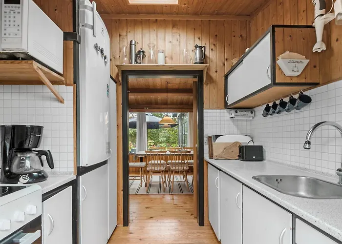 3 Bedroom Awesome In Stevns Rødvig